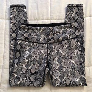 Victoria’s Secret Sport Knockout legging